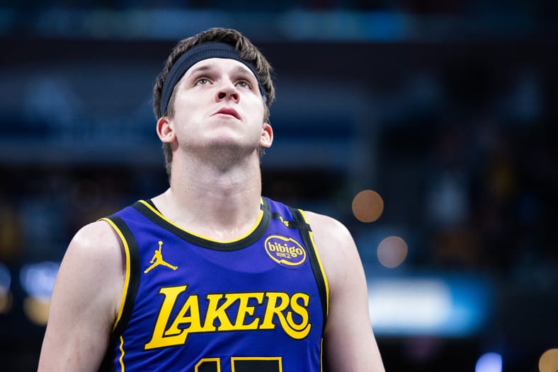 Los Angeles Lakers Rising Star Provides Encouraging Update After Injury Scare 3 NBA: Los Angeles Lakers at Indiana Pacers