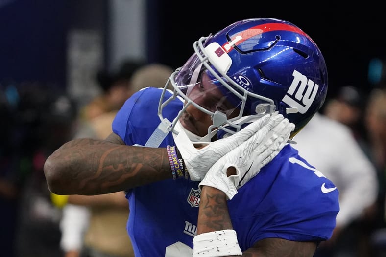 Giants Share Latest Malik Nabers Shoulder Injury Update Ahead of Chargers Tilt 3 NFL: New York Giants at Dallas Cowboys malik nabers