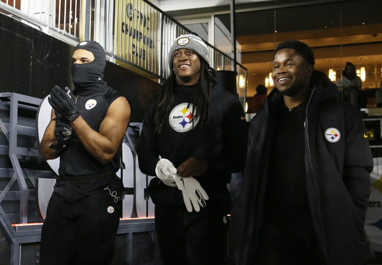 NFL: Las Vegas Raiders at Pittsburgh Steelers