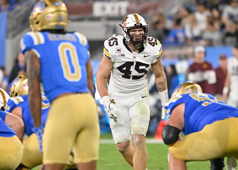 Las Vegas Raiders Select Minnesota LB Cody Lindenberg