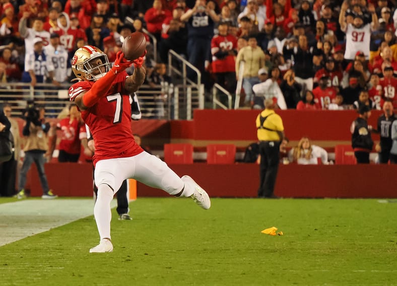 Analyst Names Best Free Agent Fit For Raiders After Trading For Geno Smith | Charvarius Ward