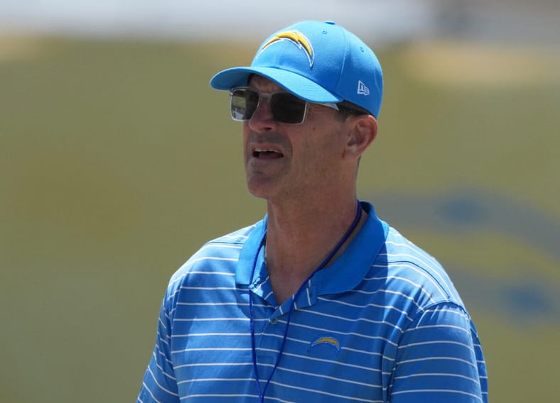 Insiders Provide Chargers Latest Update On 2 Critical Injuries 5 NFL: Los Angeles Chargers OTA