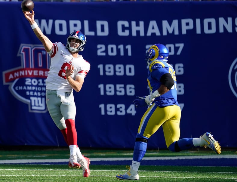 NFL: Los Angeles Rams at New York Giants
