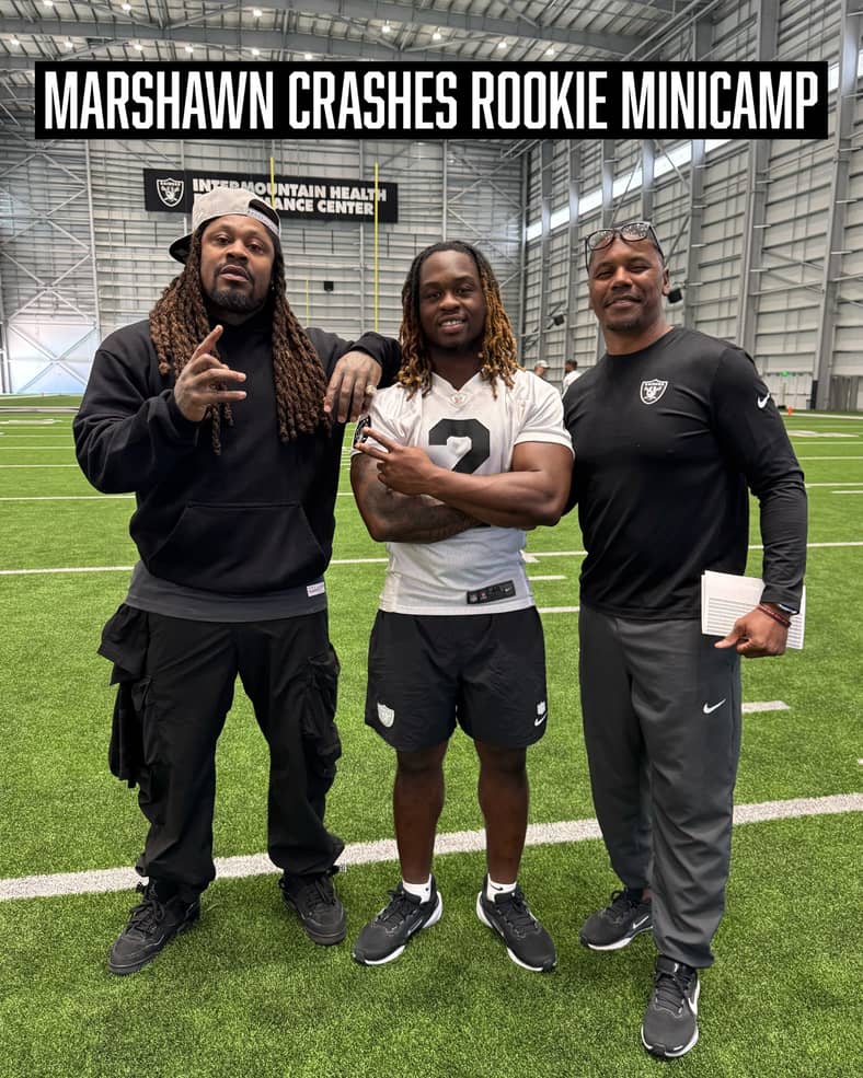 An Absolute Legend Showed Up To Raiders Practice Today 3 Marshawn
