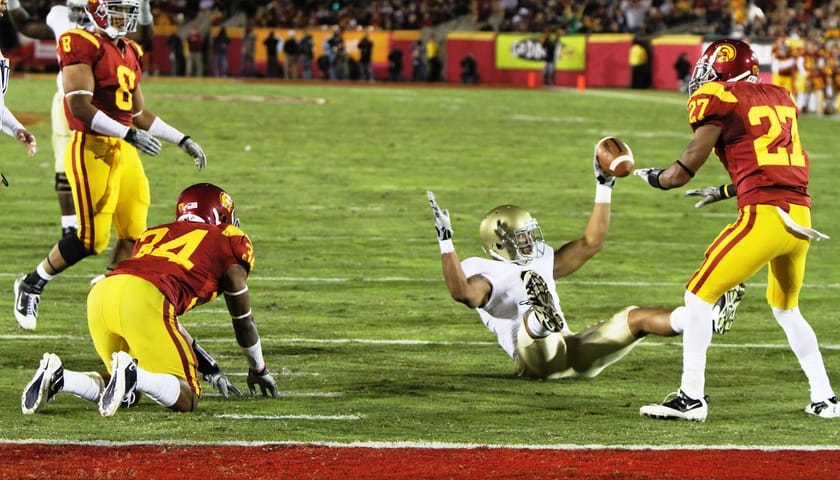 Notre Dame vs USC At The Los Angeles Coliseum. Photo Credit: Neon Tommy | Under Creative Commons License
