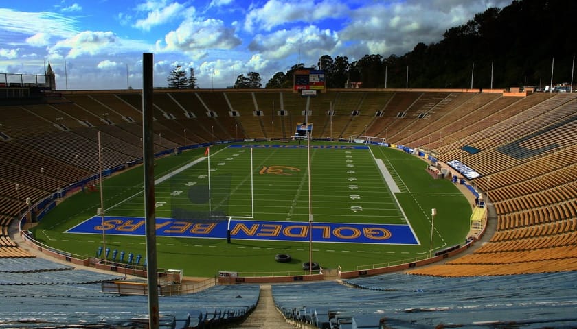 Cal Memorial Coliseum. Photo Credit: John Morgan | Under Creative Commons License