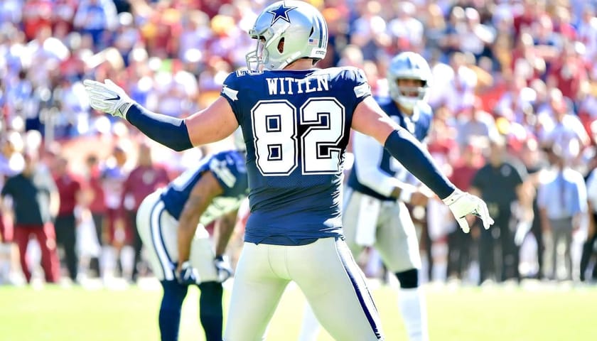 Week 10 DFS Optimal Lineup 3 Dallas Cowboys Tight End Jason Witten. Photo Credit: All-Pro Reels | Under Creative Commons License