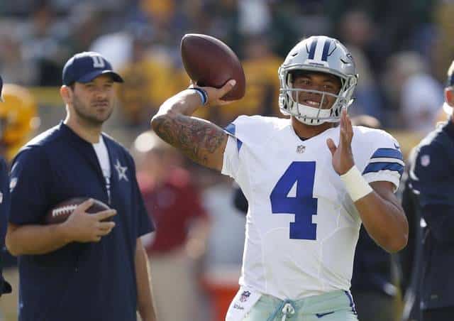 romo-watching-prescott