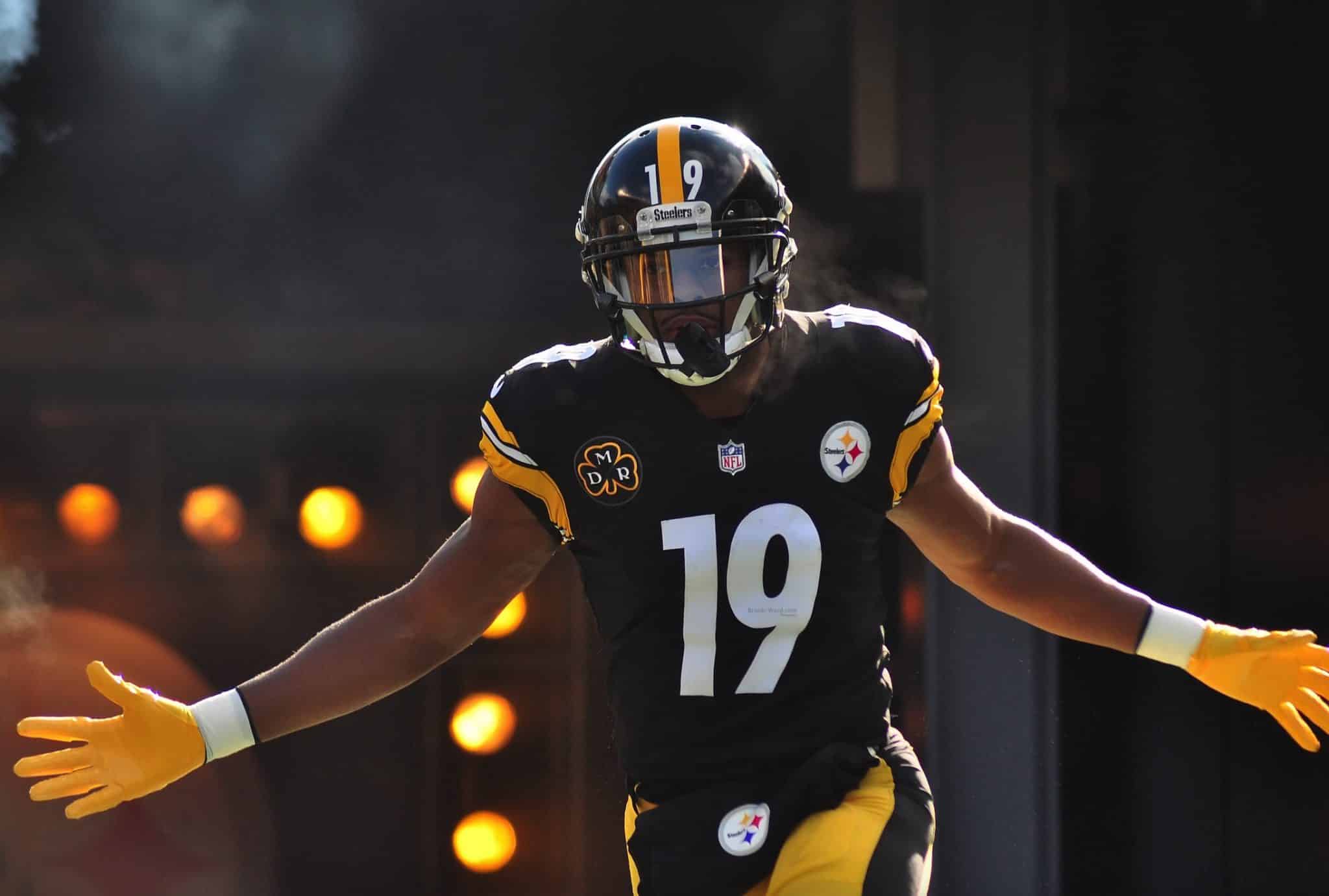 WR For The Pittsburgh Steelers Juju Smith-Schuster. Photo Credit: Brook Ward - Under Creative Commons License