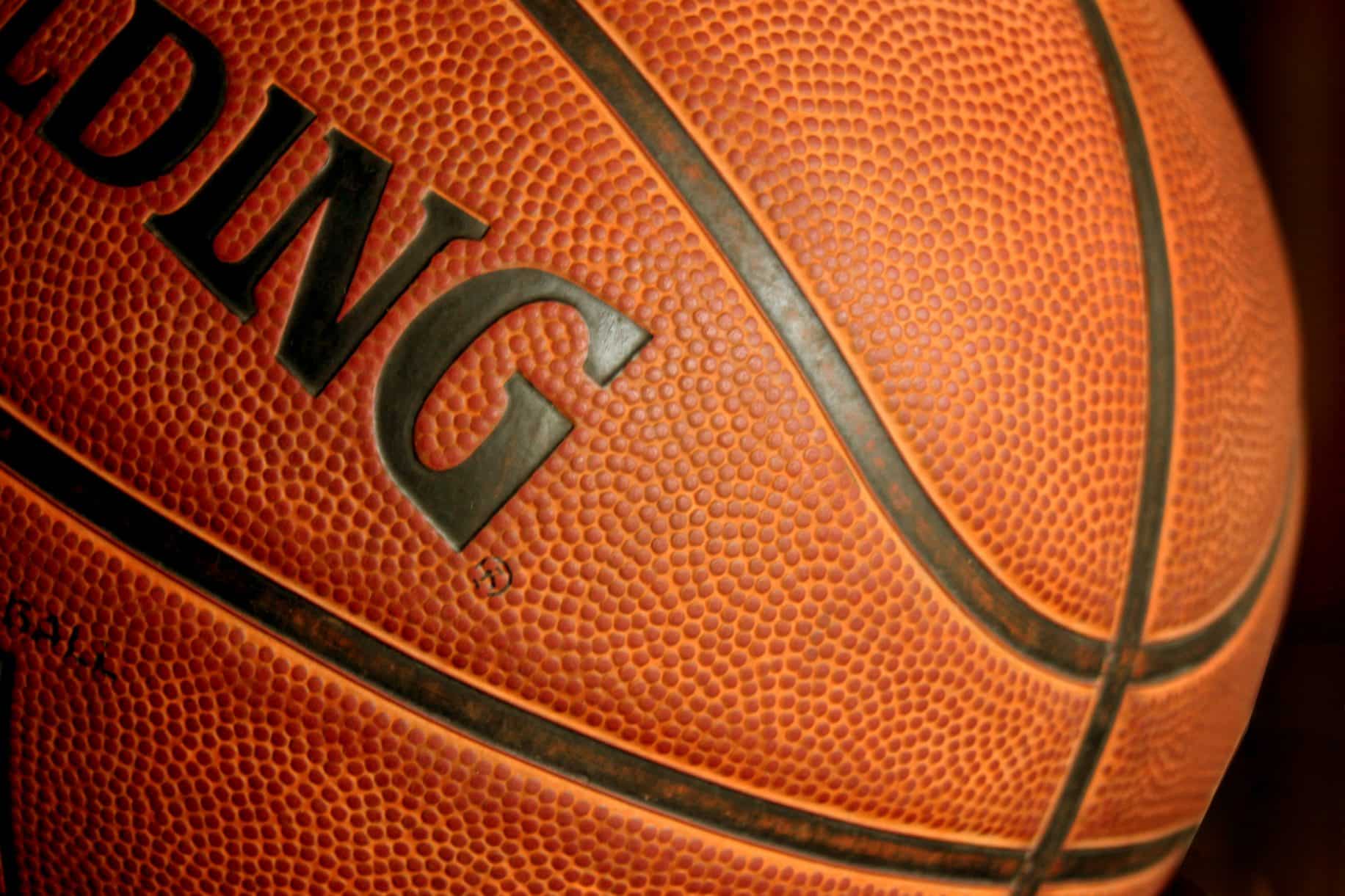 Meet The Newest Laker: Talen Horton-Tucker 3 Spalding Basketball. Photo Credit: Batistaya | Wikimedia Commons