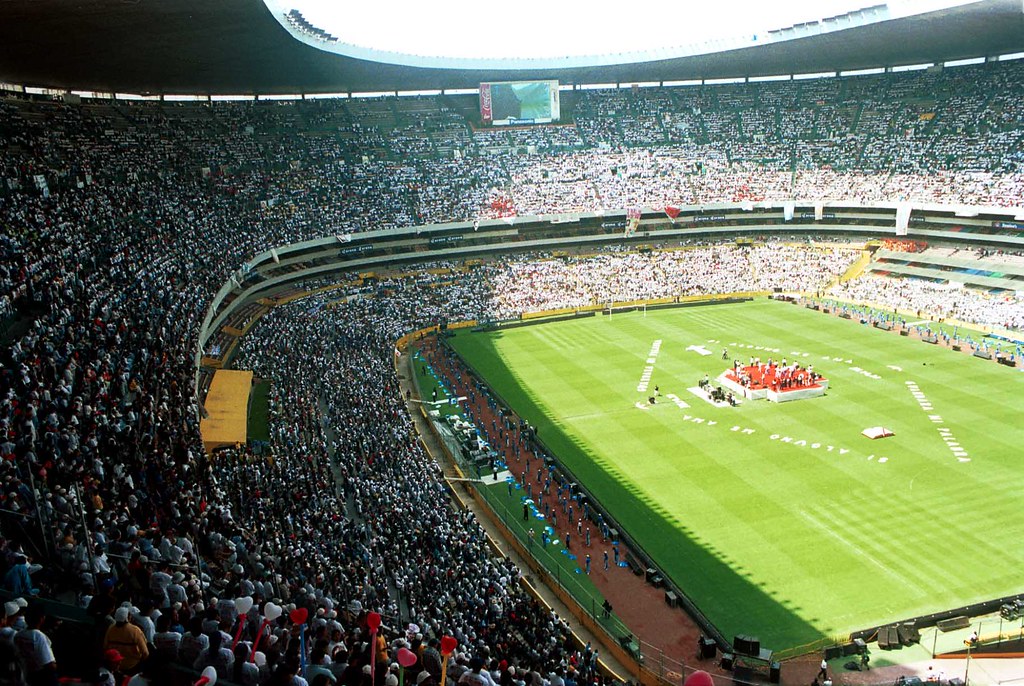 Who is LA Galaxy’s Uriel Antuna? 3 Estadio Azteca | Photo Credit: Rogelio A. Galaviz C. | Under Creative Commons License