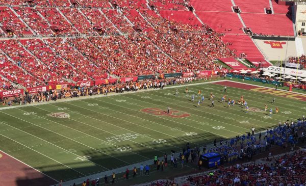 USC Trojans vs UCLA Bruins At The Coliseum. Photo Credit: Ryan Dyrud | The LAFB Network