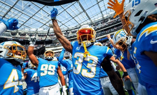 Week Six Preview: Chargers Vs. Ravens 3 Derwin 1