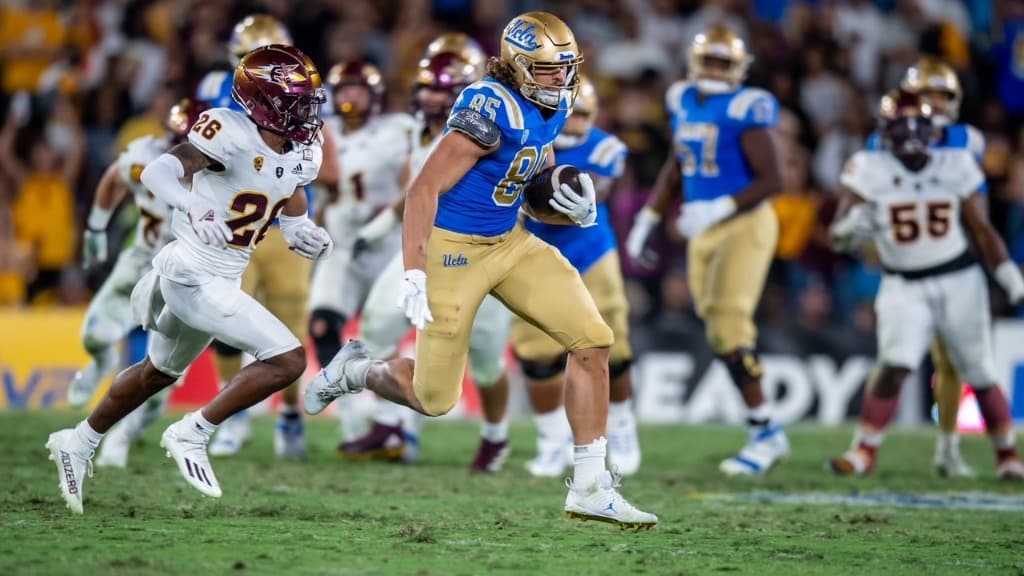 Winners And Losers From UCLA's Loss To Arizona State 3 UCLA Tight End Greg Dulcich. Photo Credit: Scott Chandler | UCLA Athletics