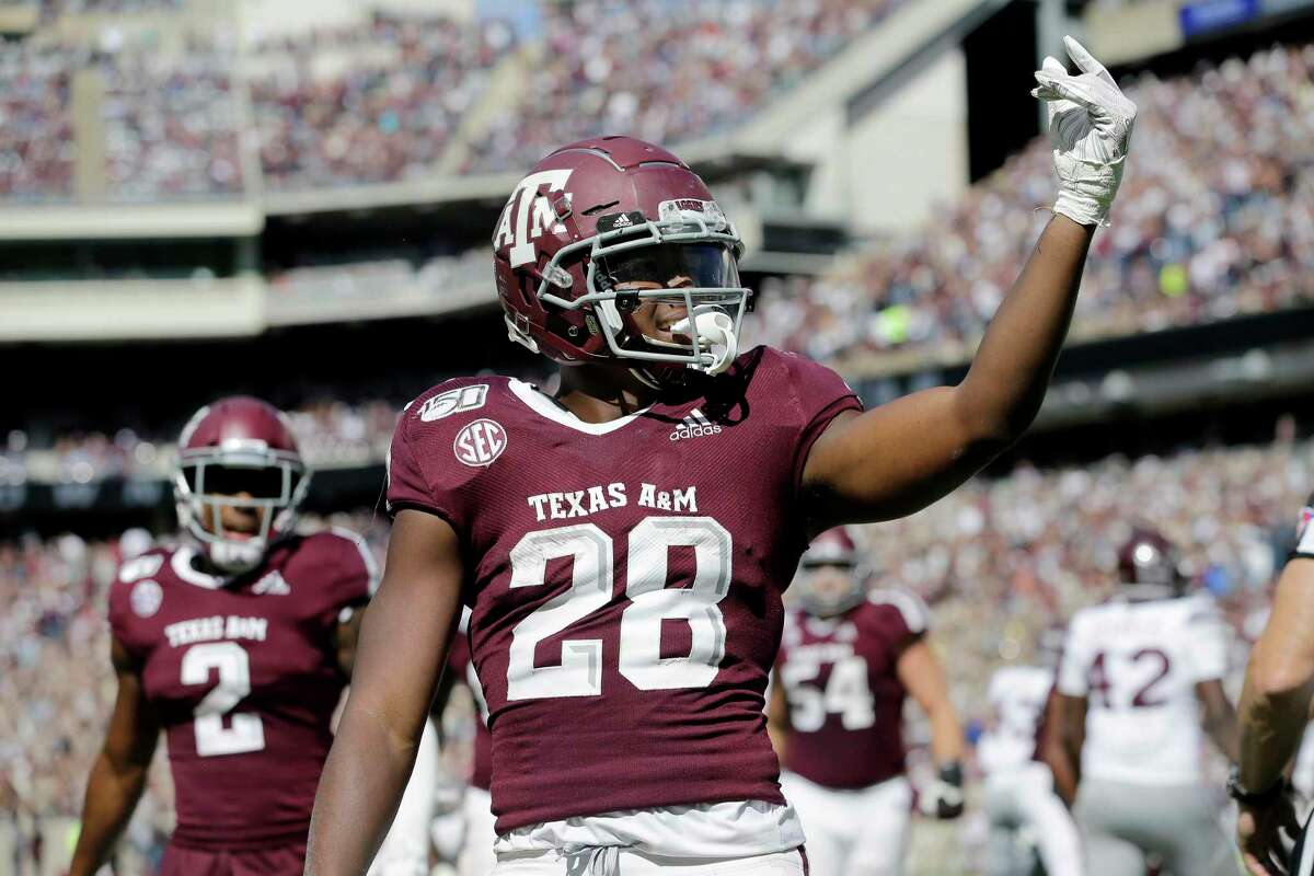 Outlining Expectations For Isaiah Spiller’s Rookie Season 2 Spiller