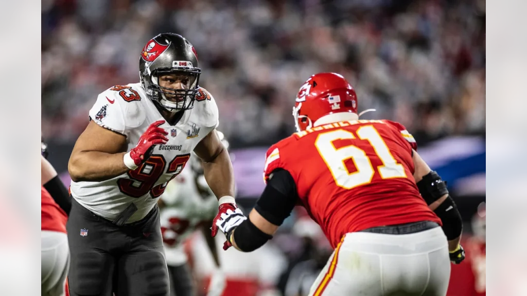 3 Free Agents The Los Angeles Rams Should Consider Before Training Camp 3 Could Free Agent Ndamukong Suh Rejoin The Rams? Photo Credit: Kyle Zedaker | Tampa Bay Buccaneers