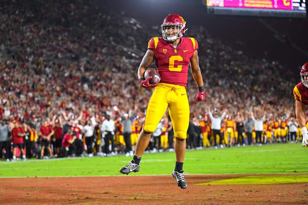 The USC Defense Lead The Nation With 11 Interceptions Photo Credit: John McGillen | USC