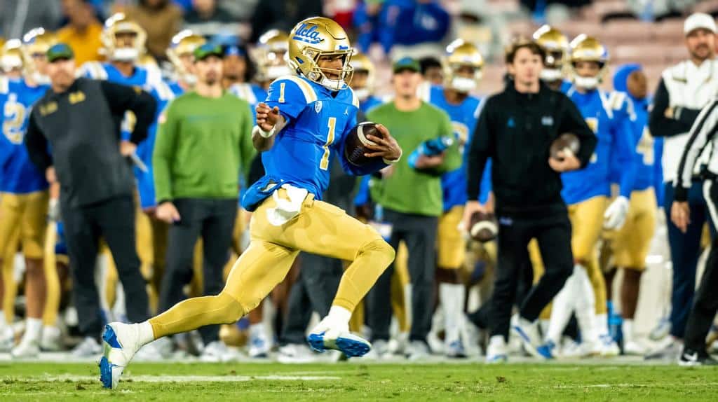 UCLA Bruins Quarterback Dorian Thompson-Robinson. Photo Credit: Scott Chandler | UCLA Athletics