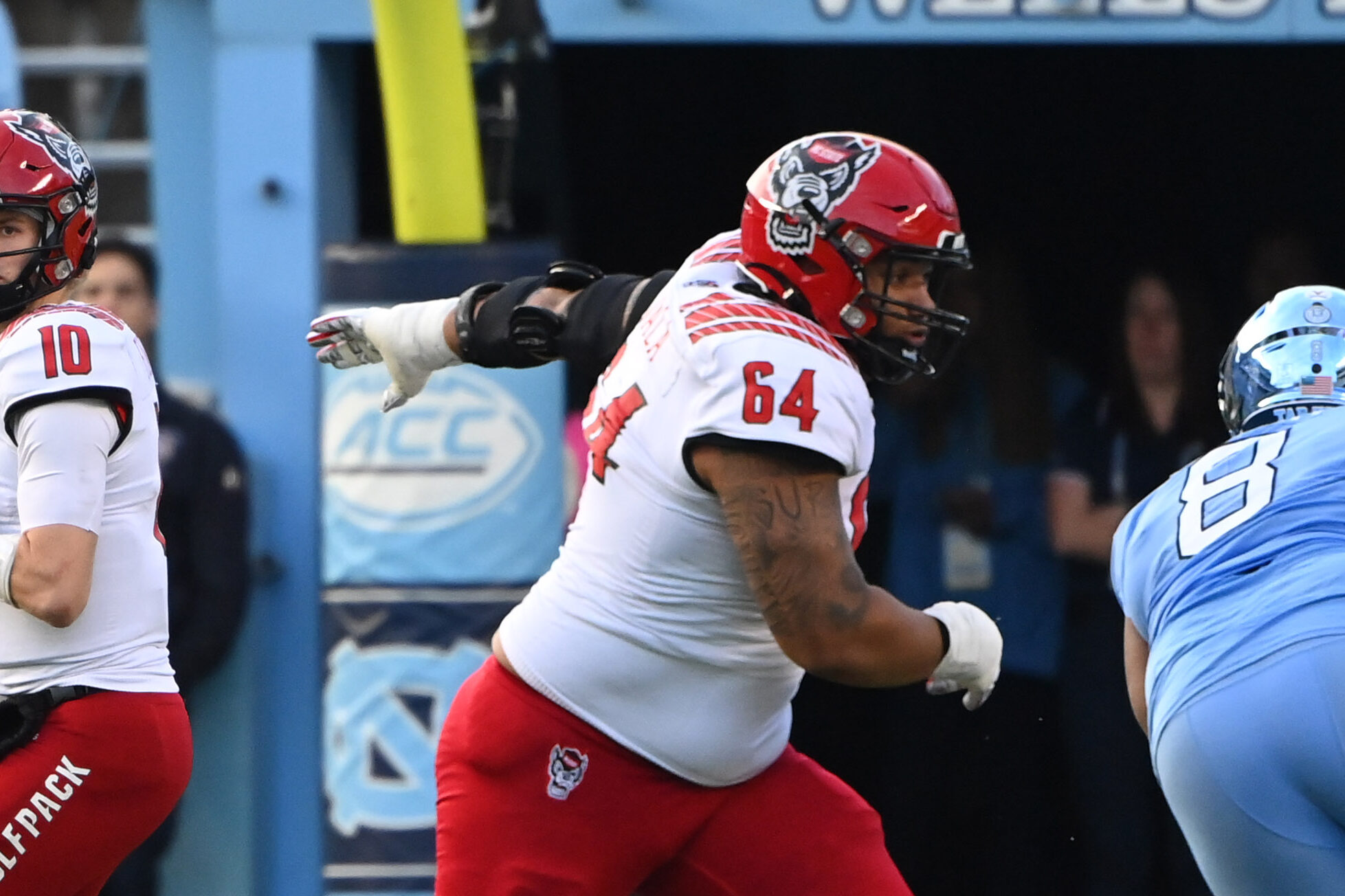 NCAA Football: North Carolina State at North Carolina