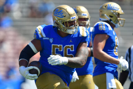 NCAA Football: Bowling Green at UCLA
