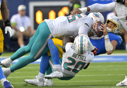 Chargers Fall Short In Season-Opener Shootout Against Dolphins 3 NFL: Miami Dolphins at Los Angeles Chargers