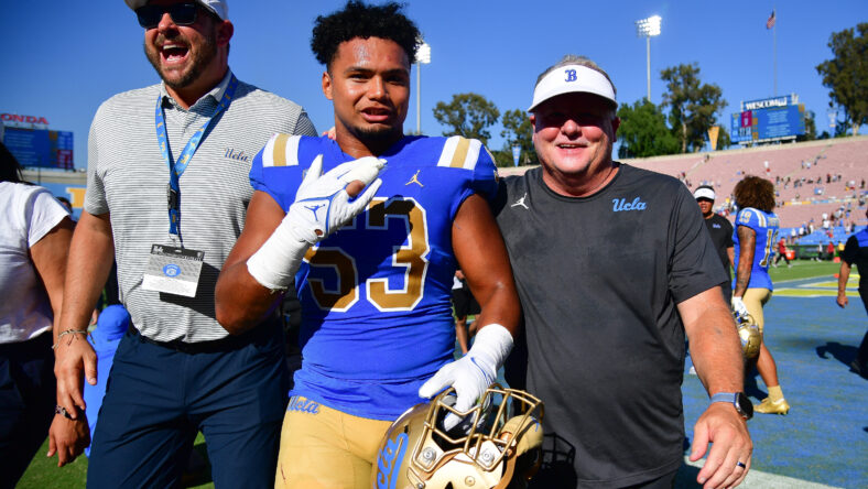 UCLA vs. Washington State: Bruins Dominant Defense Suffocates Cougars, 25-17 5 NCAA Football: Washington State at UCLA