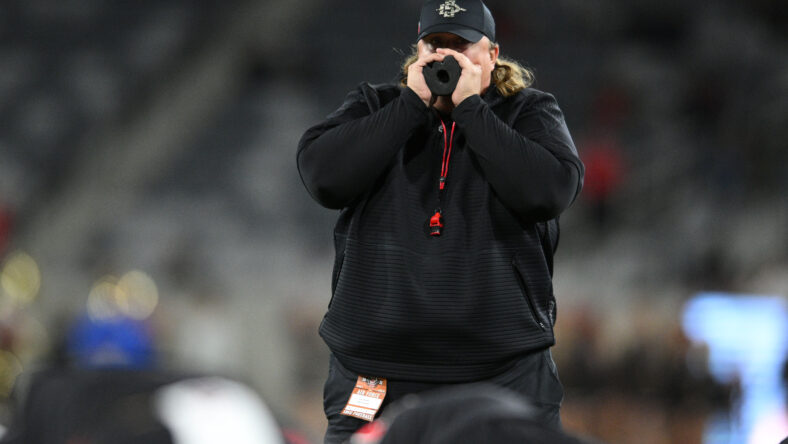 6 UCLA Bruins defensive coordinator candidates to replace D'Anton Lynn 6 NCAA Football: Air Force at San Diego State