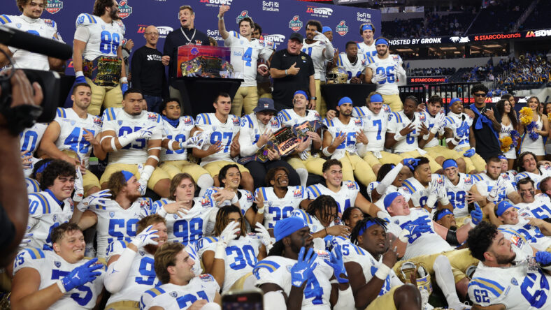 NCAA Football: LA Bowl-UCLA at Boise State