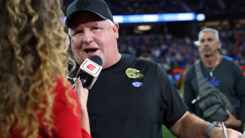 chip kelly, ucla football