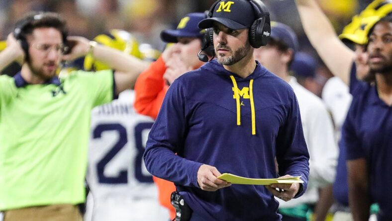 Jim Harbaugh Makes First Huge Addition to Coaching Staff, Lands Star for Los Angeles Chargers Defensive Coordinator 4 jesse minter