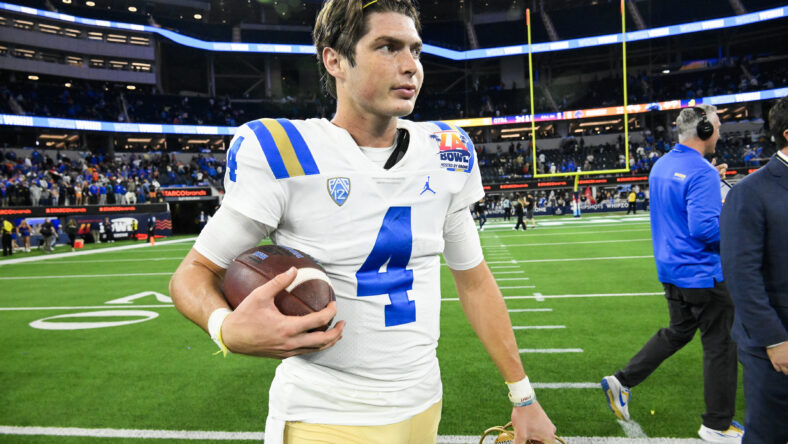 Chip Kelly’s Shocking Departure From UCLA Football: Your Comprehensive Guide 5 NCAA Football: LA Bowl-UCLA at Boise State