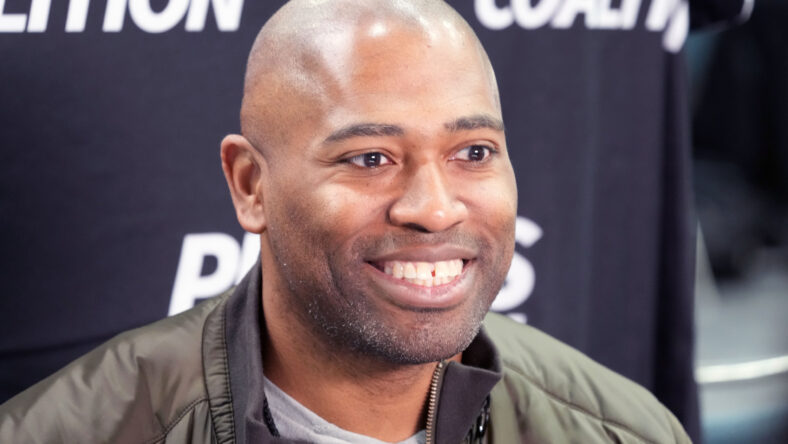 Legendary RB Heaps High Praise On Los Angeles Rams Running Backs (Exclusive) 3 NFL: Super Bowl LVI-Radio Row