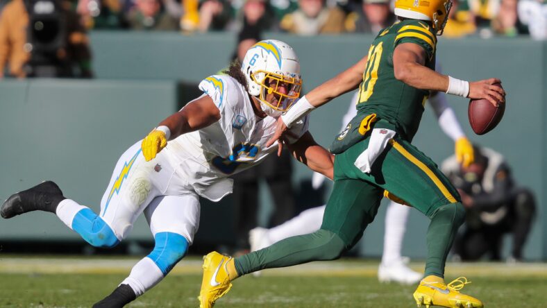 Los Angeles Chargers Analyst Urges Bold Moves Pre-Draft: 'Rip the Bandaid Off' 4 Syndication: Stevens Point Journal