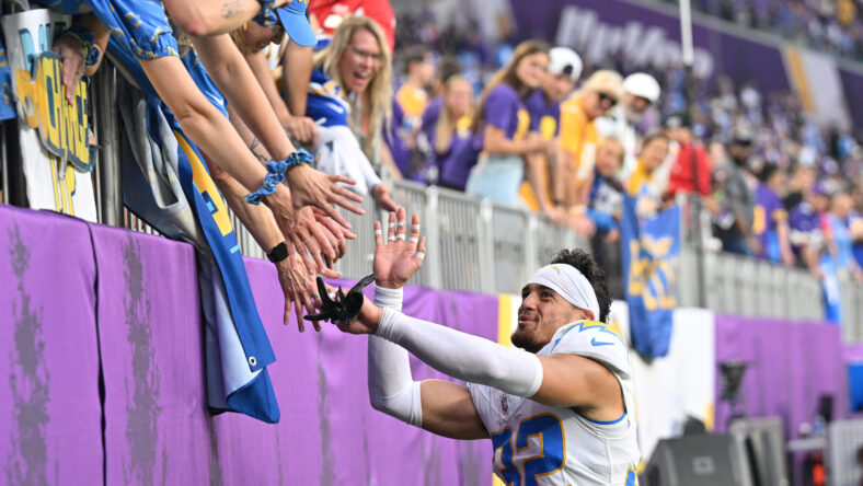 NFL: Los Angeles Chargers at Minnesota Vikings