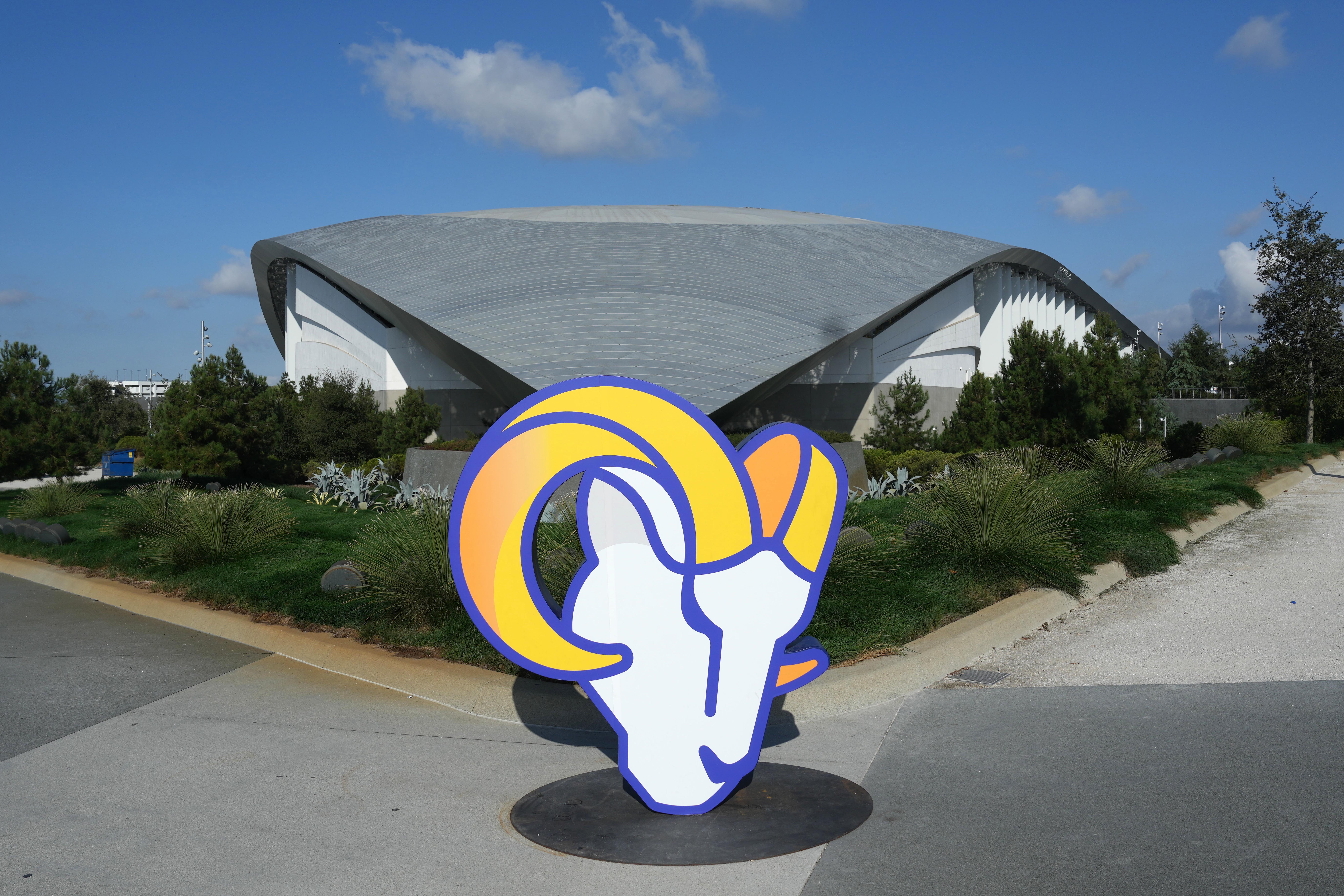 Breaking Down the 2024 Los Angeles Rams Schedule's Toughest Stretches, Key Matchups & Burning Questions 4 NFL: Carolina Panthers at Los Angeles Rams