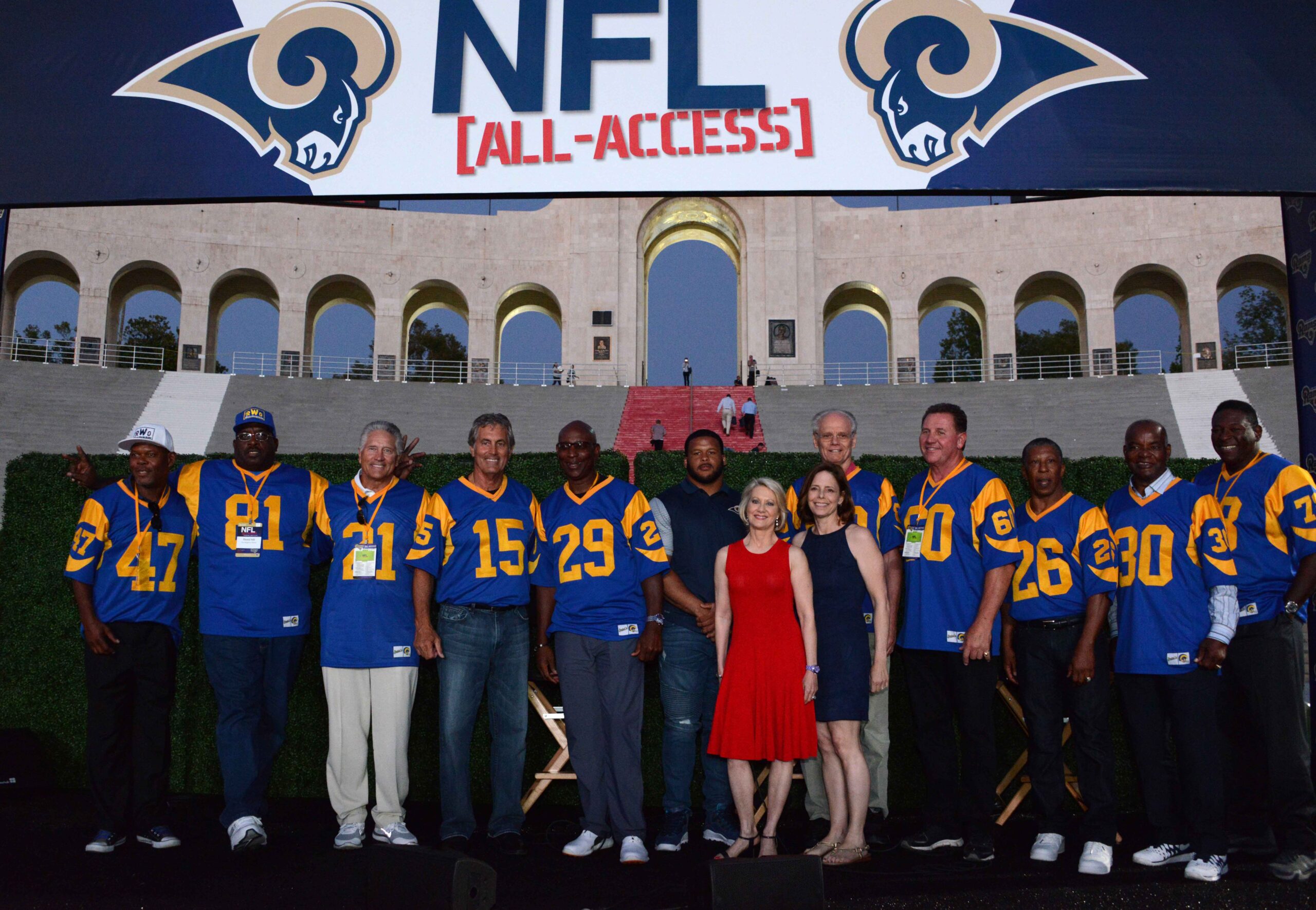Should The Los Angeles Rams Update Their Uniforms...Again? 4 NFL: Los Angeles Rams All-Access
