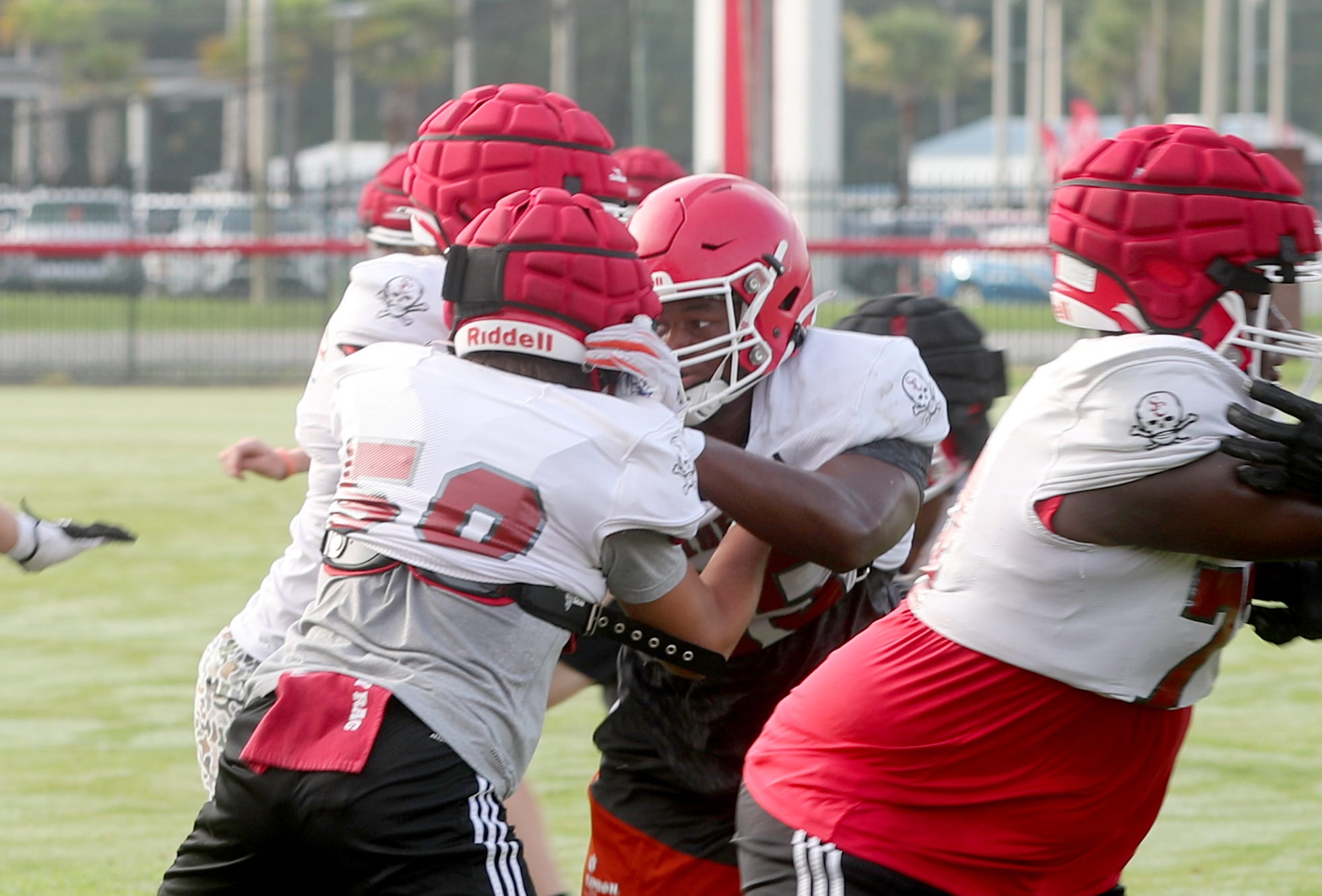 "Proof is in the Pudding": 5+-Star 2025 Recruit Credits USC Football Coach for Developing the Best Defensive Linemen 3 USC Football Recruit