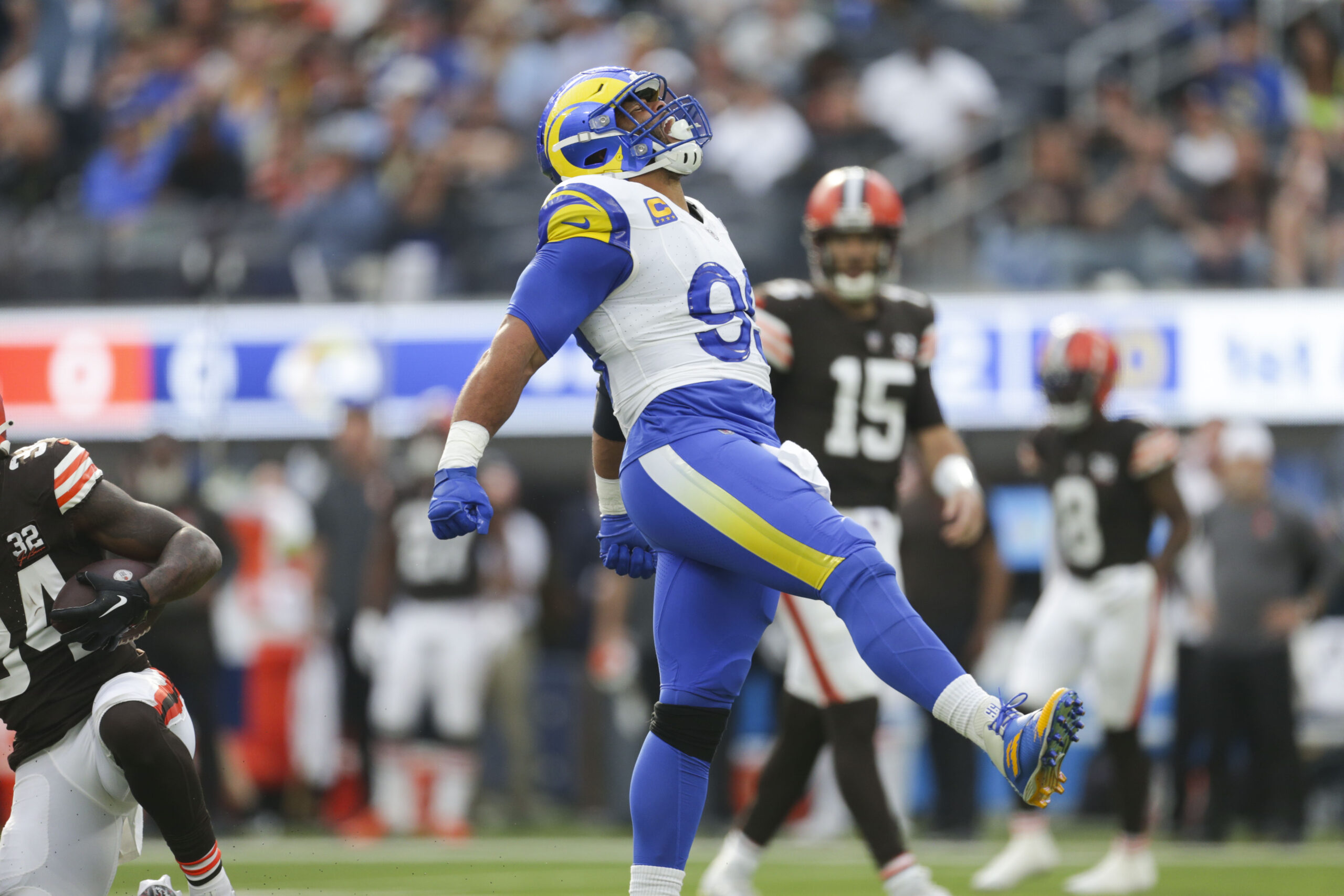 Los Angeles Rams Dominate New All-Time Top 10 Pass Rusher List 4 NFL: Cleveland Browns at Los Angeles Rams