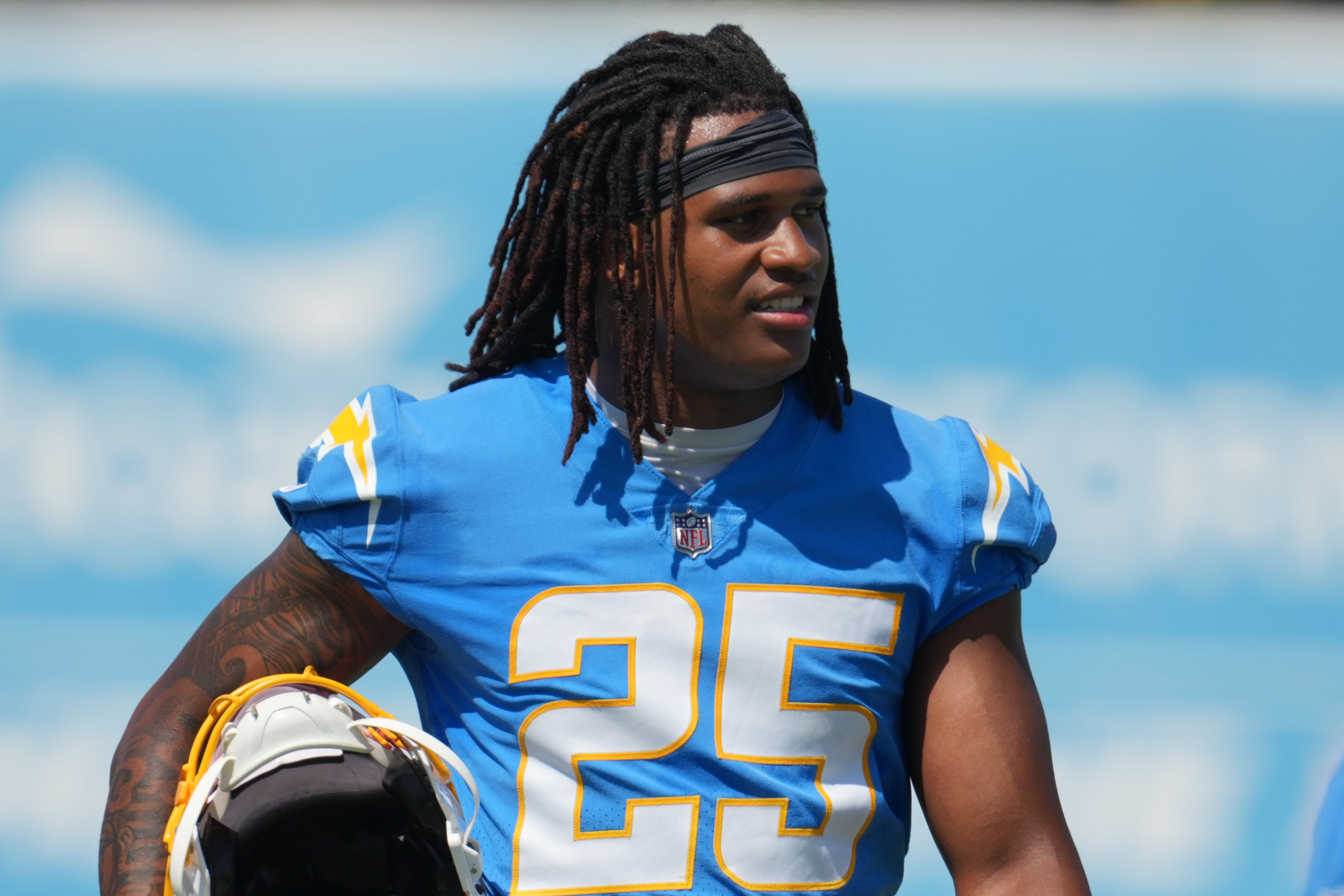 Los Angeles Chargers: These 4 Rookies Can Steal A Starting Role At Training Camp 3 NFL: Los Angeles Chargers Minicamp