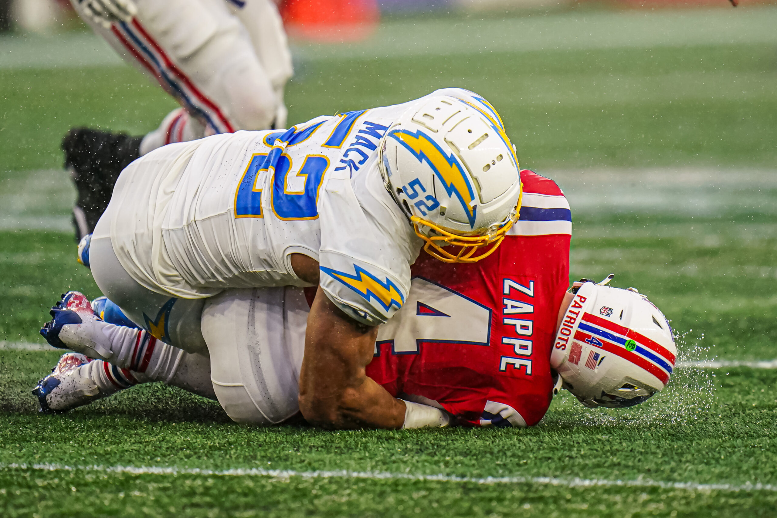 Los Angeles Chargers Edge Rushers Land In NFL Analyst's Top 15 4 NFL: Los Angeles Chargers at New England Patriots