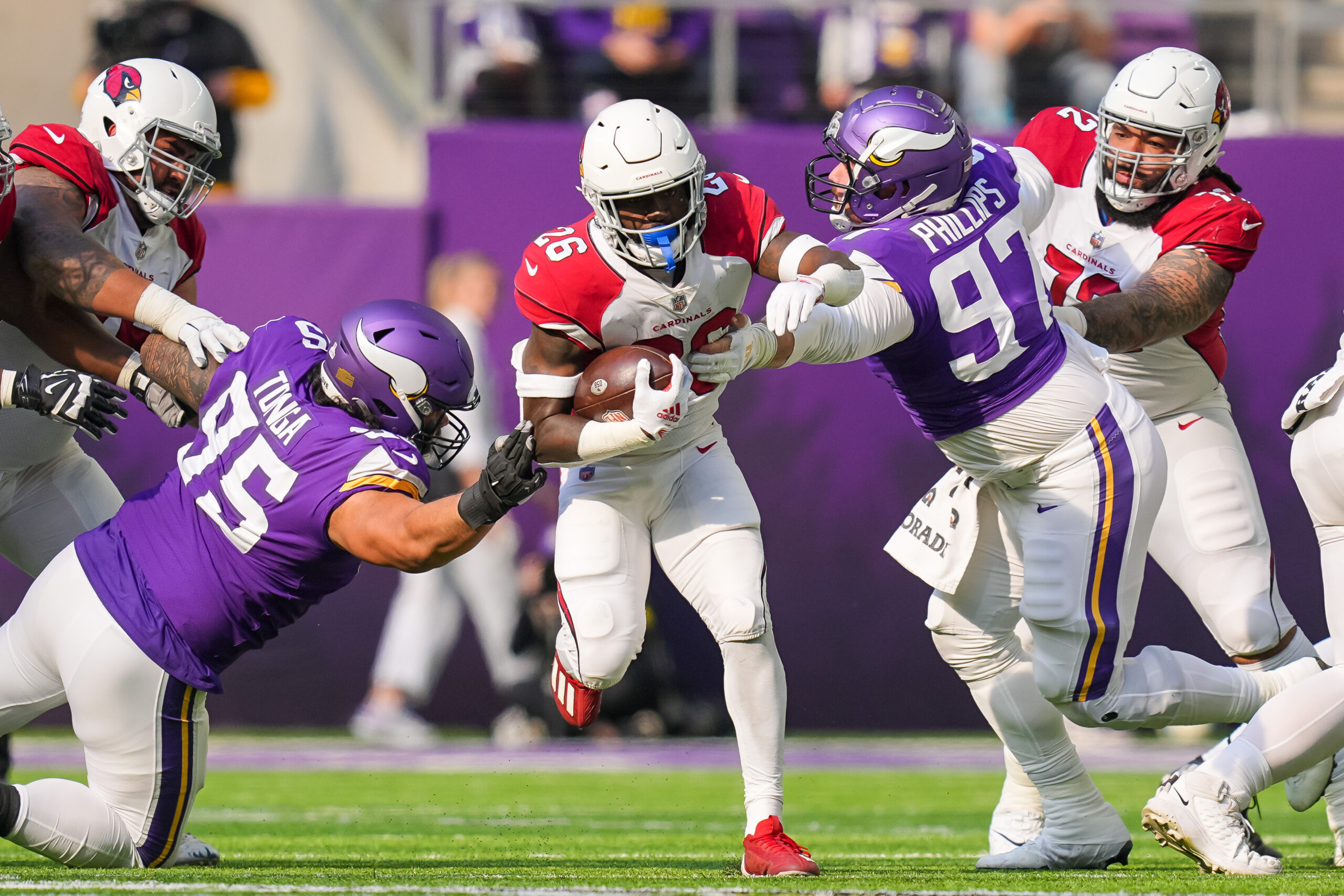 Identifying Los Angeles Chargers 2 Critical Roster Gaps And How to Fix Them Ahead of Training Camp 4 NFL: Arizona Cardinals at Minnesota Vikings