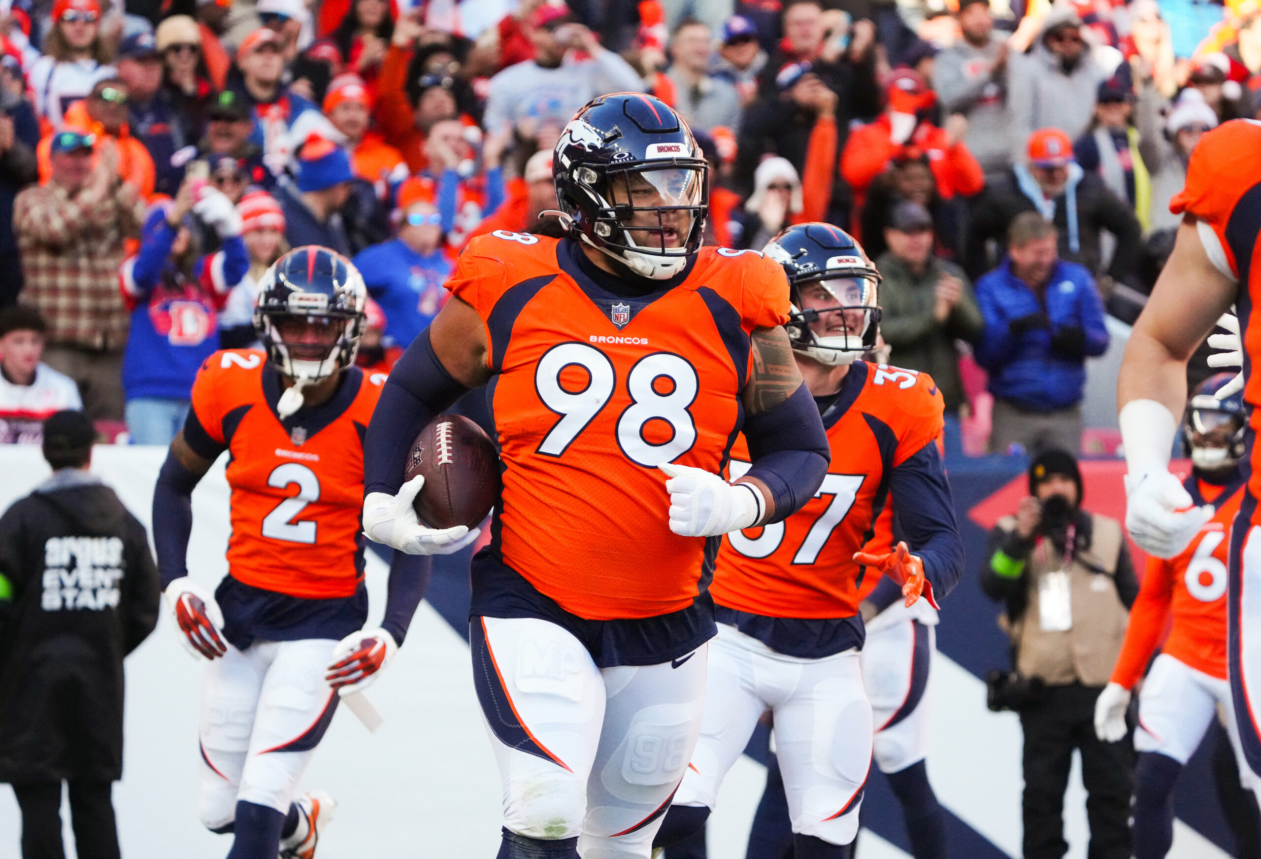 Identifying Los Angeles Chargers 2 Critical Roster Gaps And How to Fix Them Ahead of Training Camp 3 NFL: Cleveland Browns at Denver Broncos
