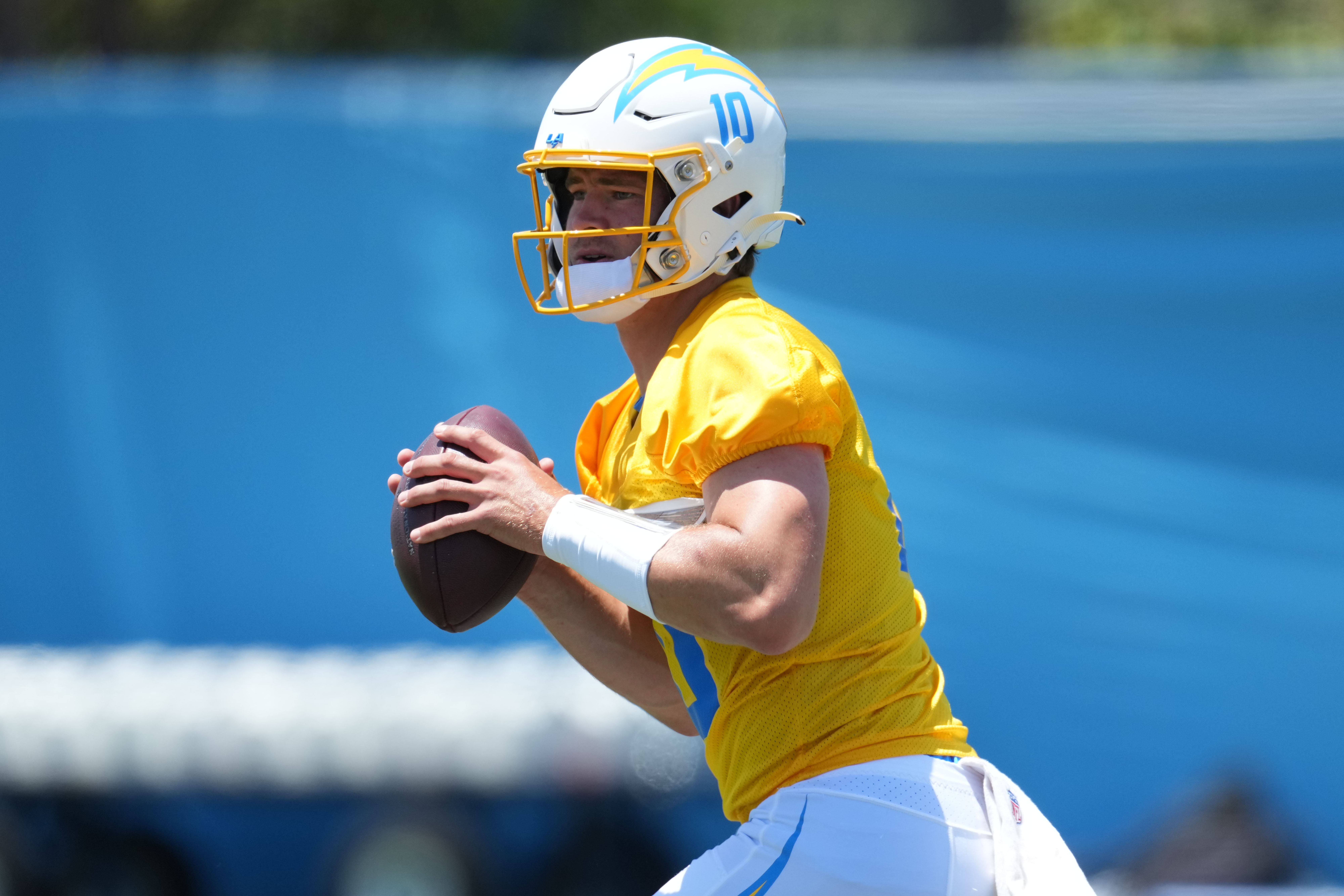 QB Desperate NFL Team Was All In On Justin Herbert Trade From Los Angeles Chargers 5 NFL: Los Angeles Chargers OTA Justin Herbert