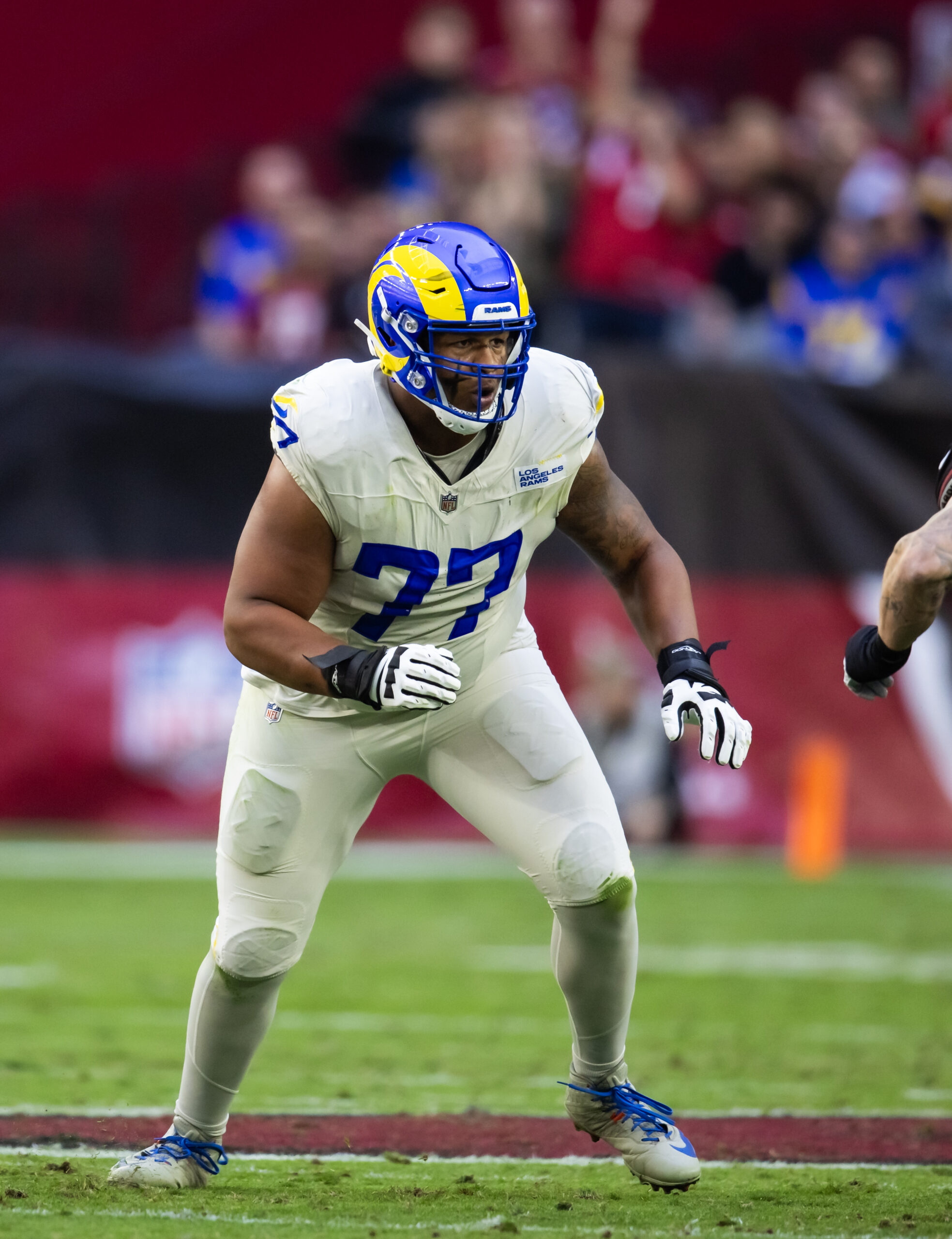 Los Angeles Rams O-Line Improves Drastically, But Can't Crack the Top 10 in Leading Analyst New Ranking 4 NFL: Los Angeles Rams at Arizona Cardinals