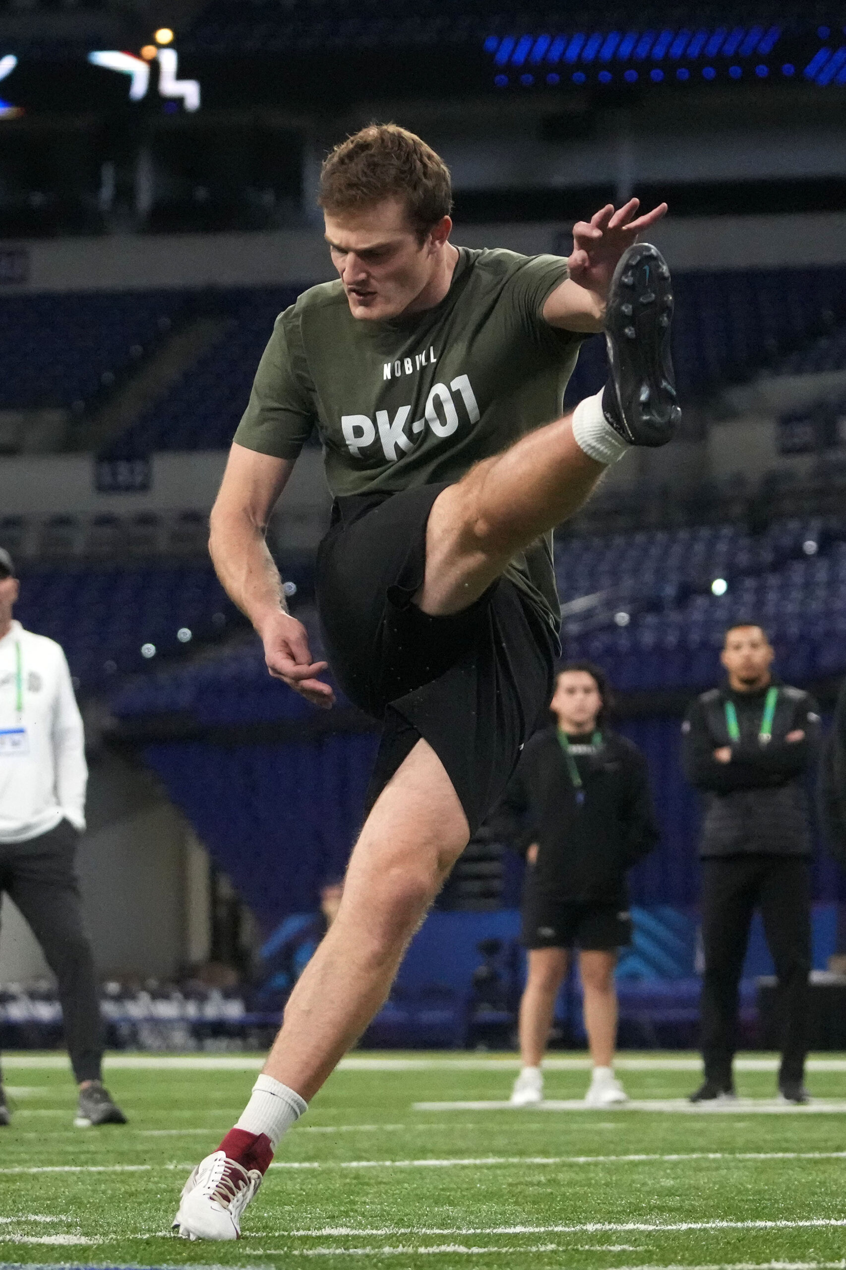 Los Angeles Rams Release Latest 53-Man Roster, See Who Made The Cut 5 NFL: Combine
