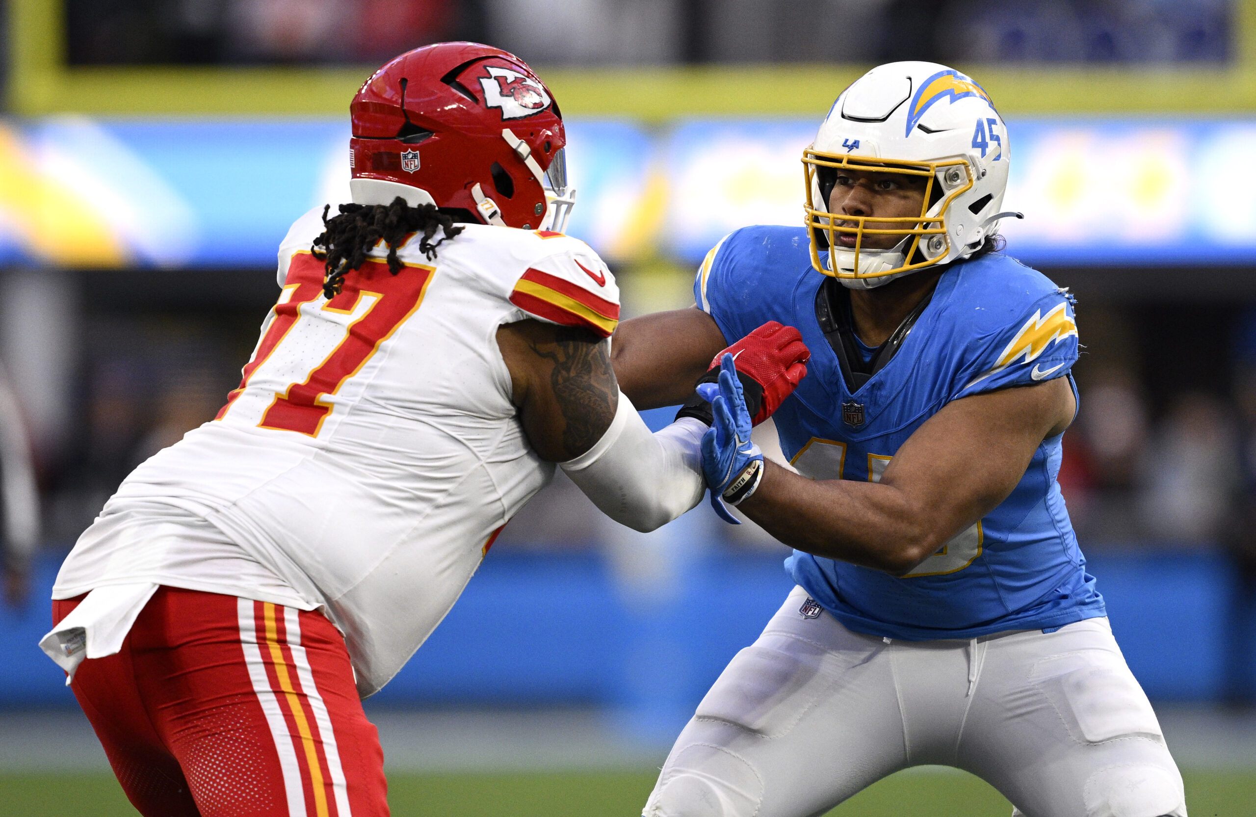 Los Angeles Chargers 2nd Year Defender Wreaks Havoc in Preseason Game, Picking Up Where He Left Off 4 NFL: Kansas City Chiefs at Los Angeles Chargers