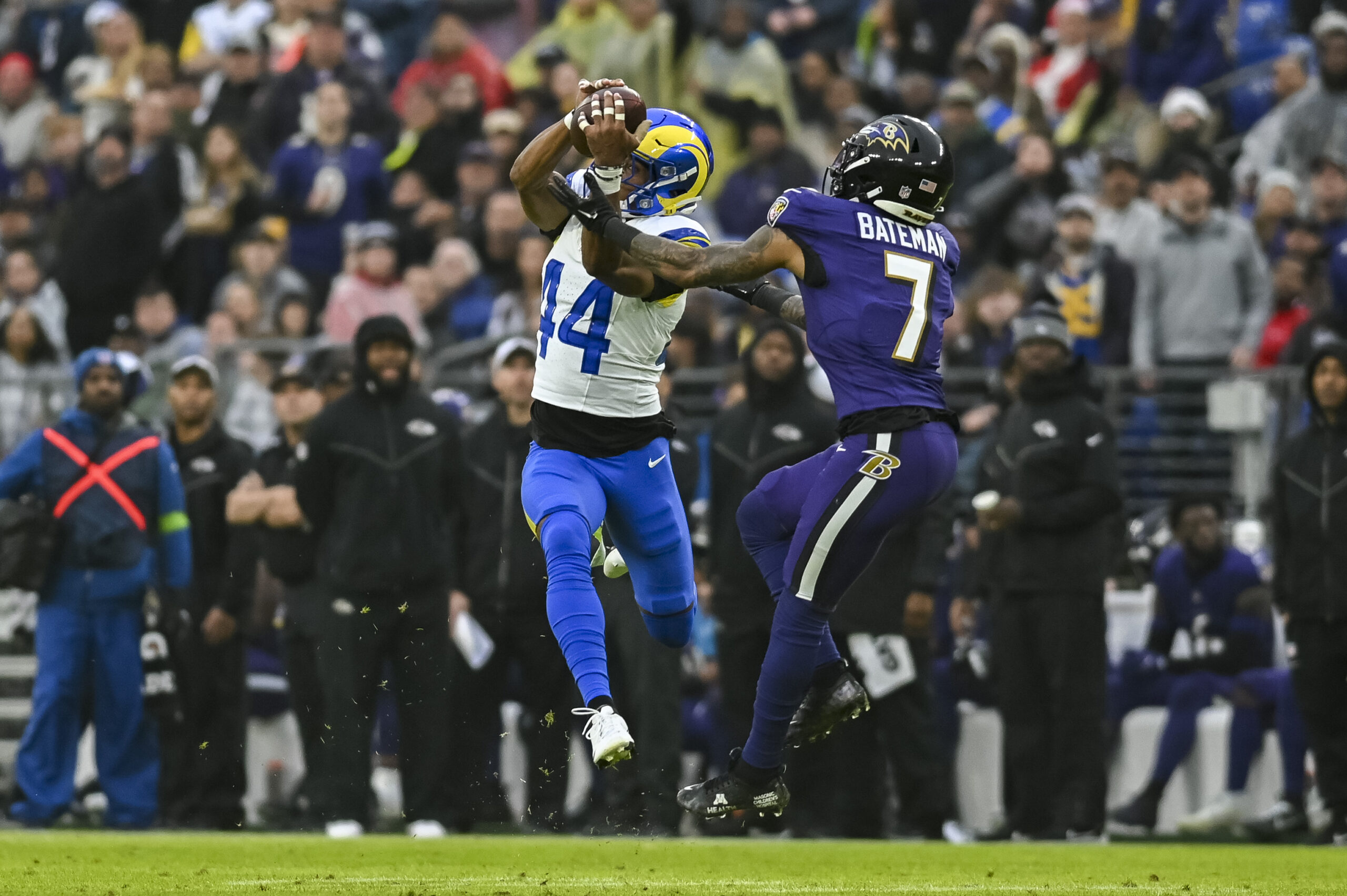 Amid Latest Injuries, Why Haven't The Rams Moved On Veteran CB? 3 NFL: Los Angeles Rams at Baltimore Ravens