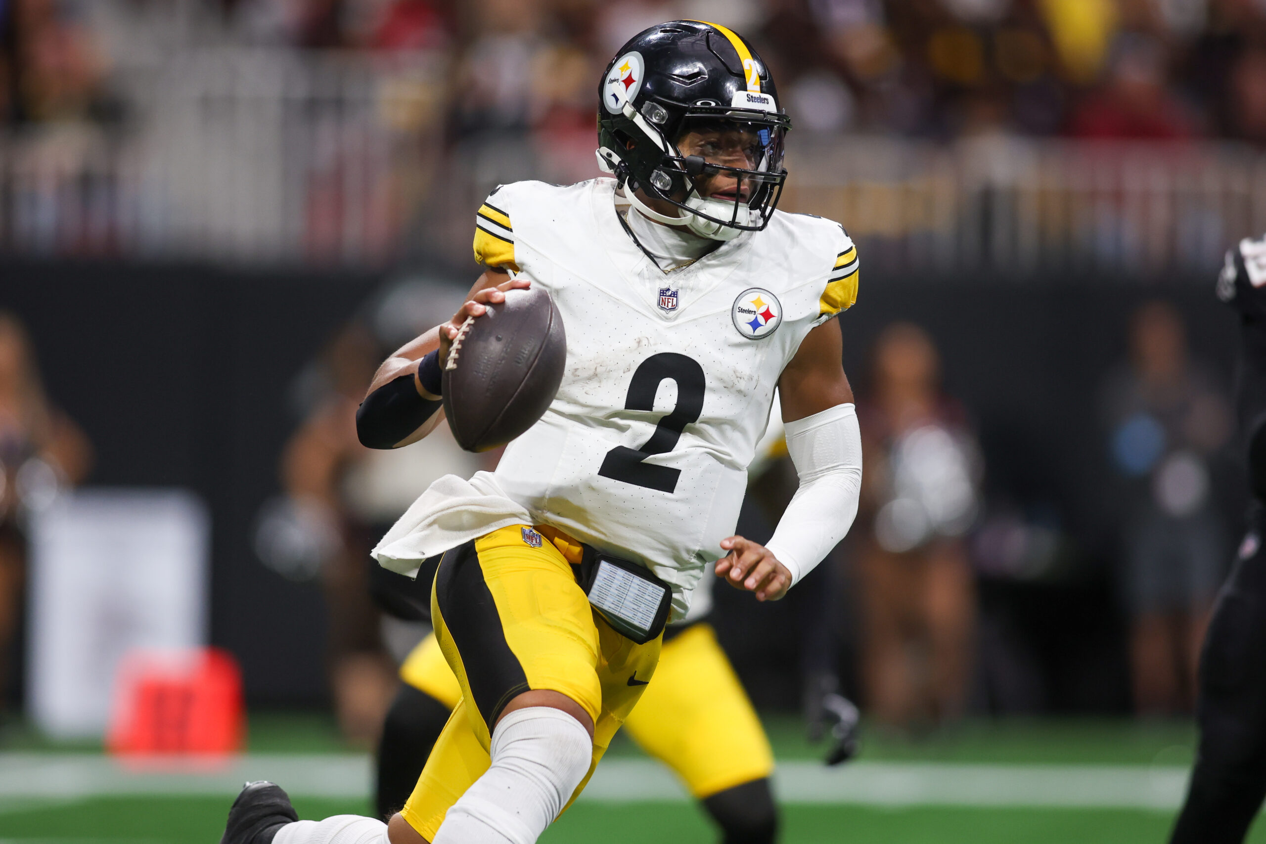 Chargers Attempted to Trade For Former 1st Round QB 3 NFL: Pittsburgh Steelers at Atlanta Falcons