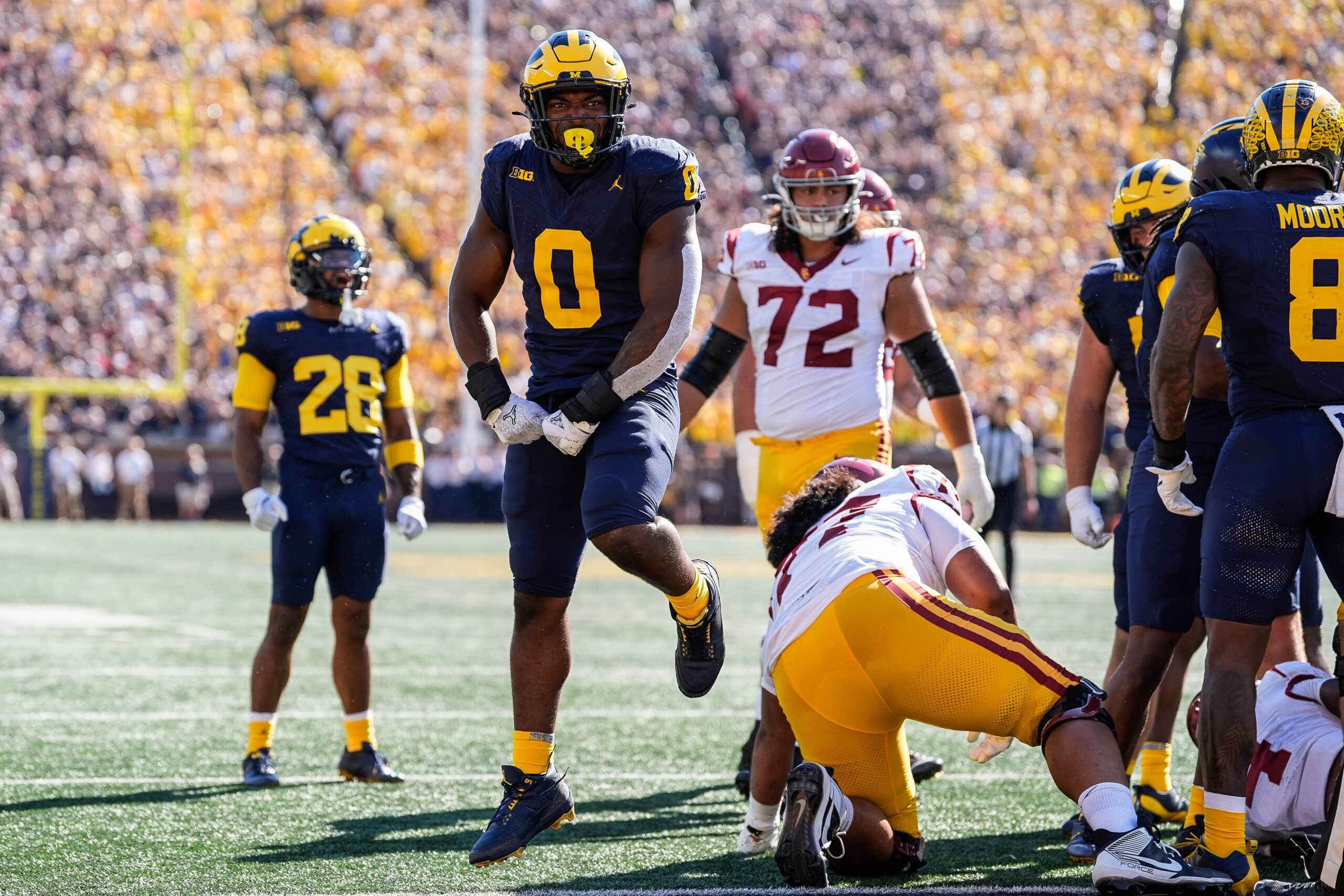 What We Learned From The USC Trojans Heartbreaking Loss To The Michigan, Including Big Ten Officiating 4 Syndication: Detroit Free Press | USC Trojans Offensive Line Struggles