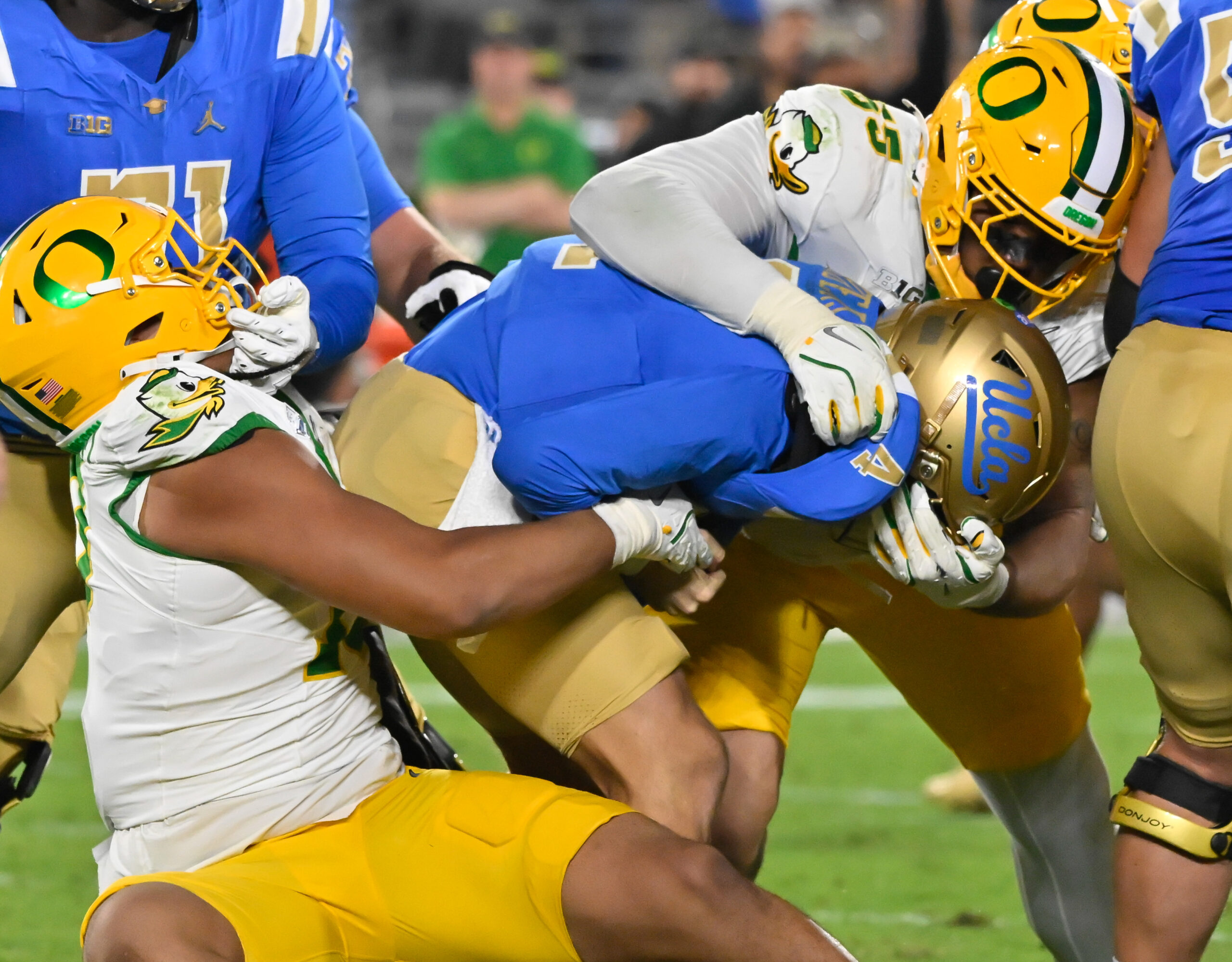 UCLA Bruins Defense Shows Heart In Loss To Oregon Despite Offensive Struggles 5 NCAA Football: Oregon at UCLA Bruins